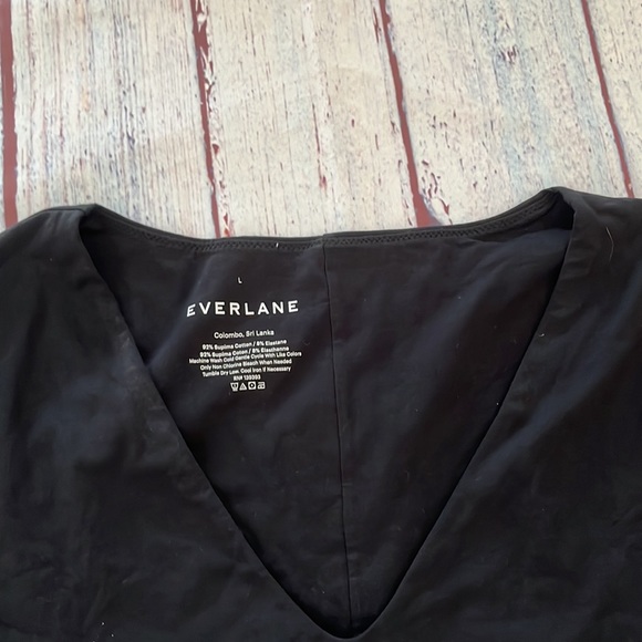 NWT Everlane the Long Sleeve V Neck Bodysuit in black - Picture 13 of 16